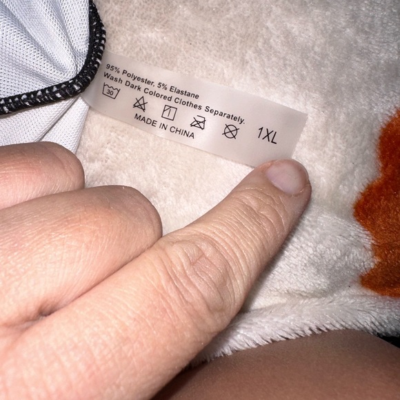 Swimsuit - Picture 5 of 5